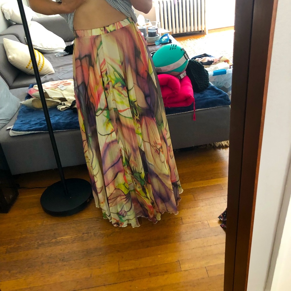 High waisted, long chiffon skirt